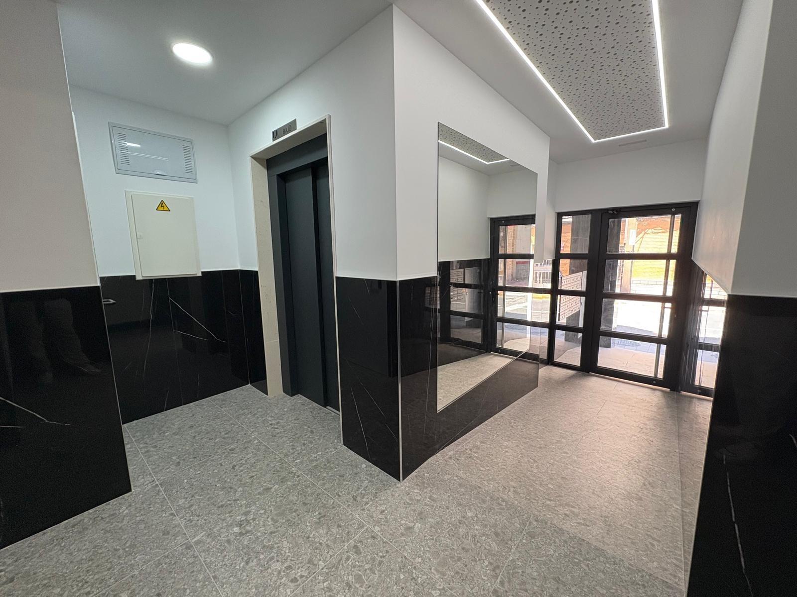 Exclusive Apartment in the Heart of Torrevieja 🌊🏖️ 2 bedrooms, 1 bathroom, BBQ, sun deck with ocean views image 32