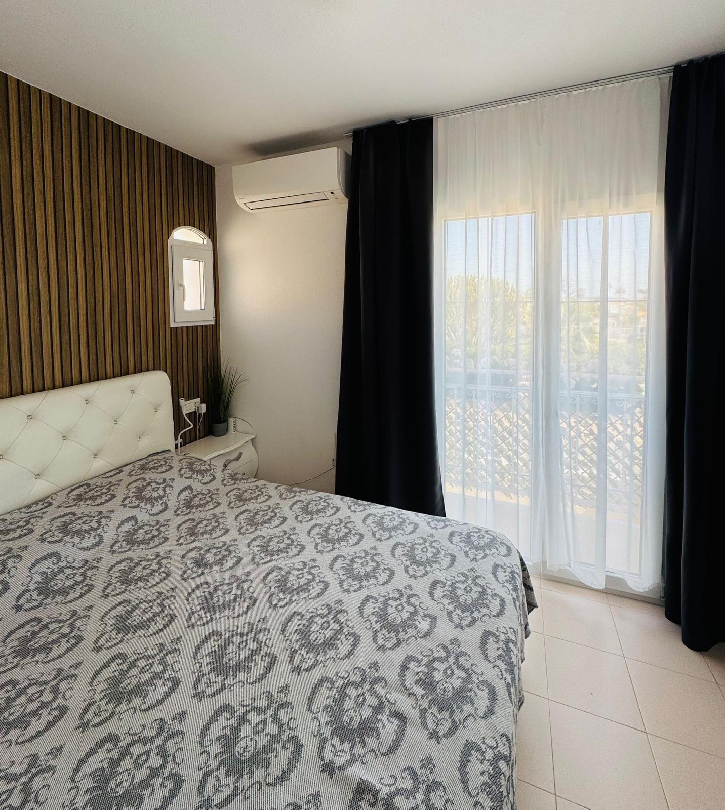 Corner Bungalow with Sea Views in La Florida, Orihuela Costa image 10
