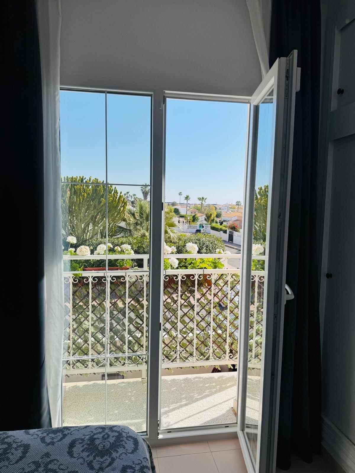 Corner Bungalow with Sea Views in La Florida, Orihuela Costa image 12