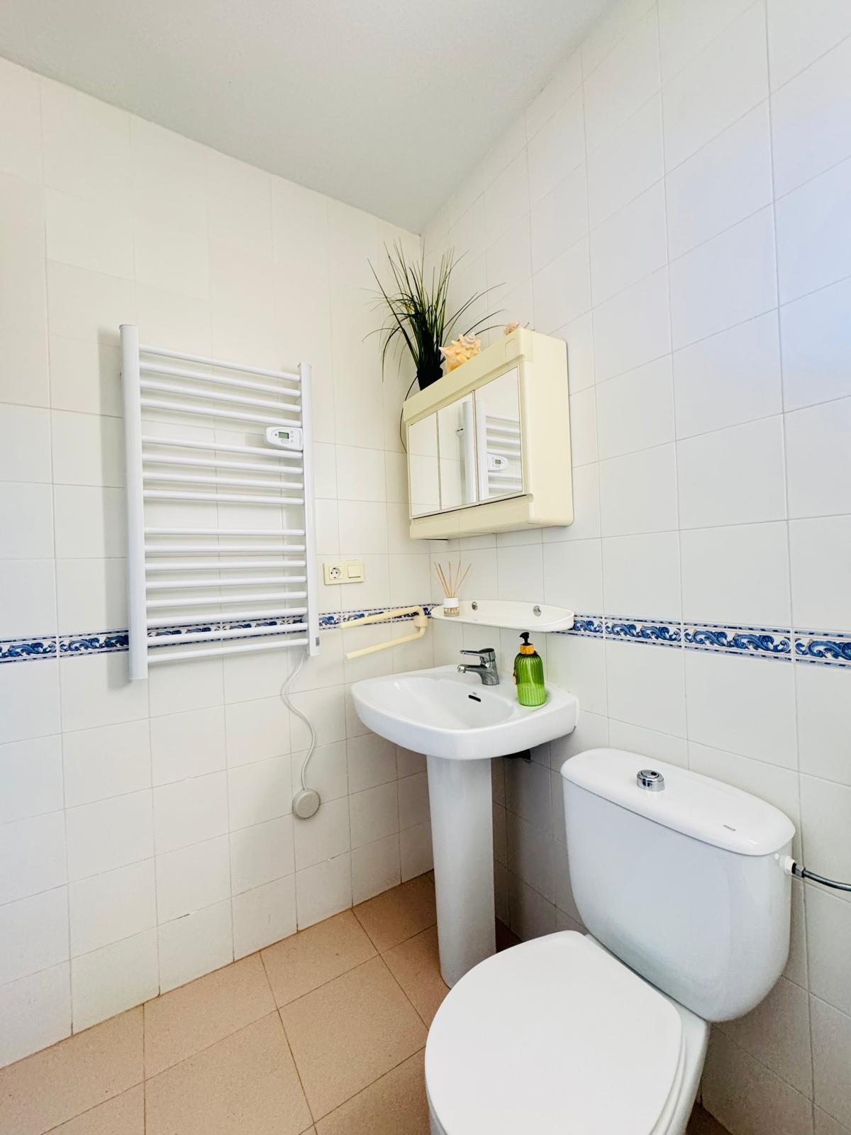 Corner Bungalow with Sea Views in La Florida, Orihuela Costa image 15