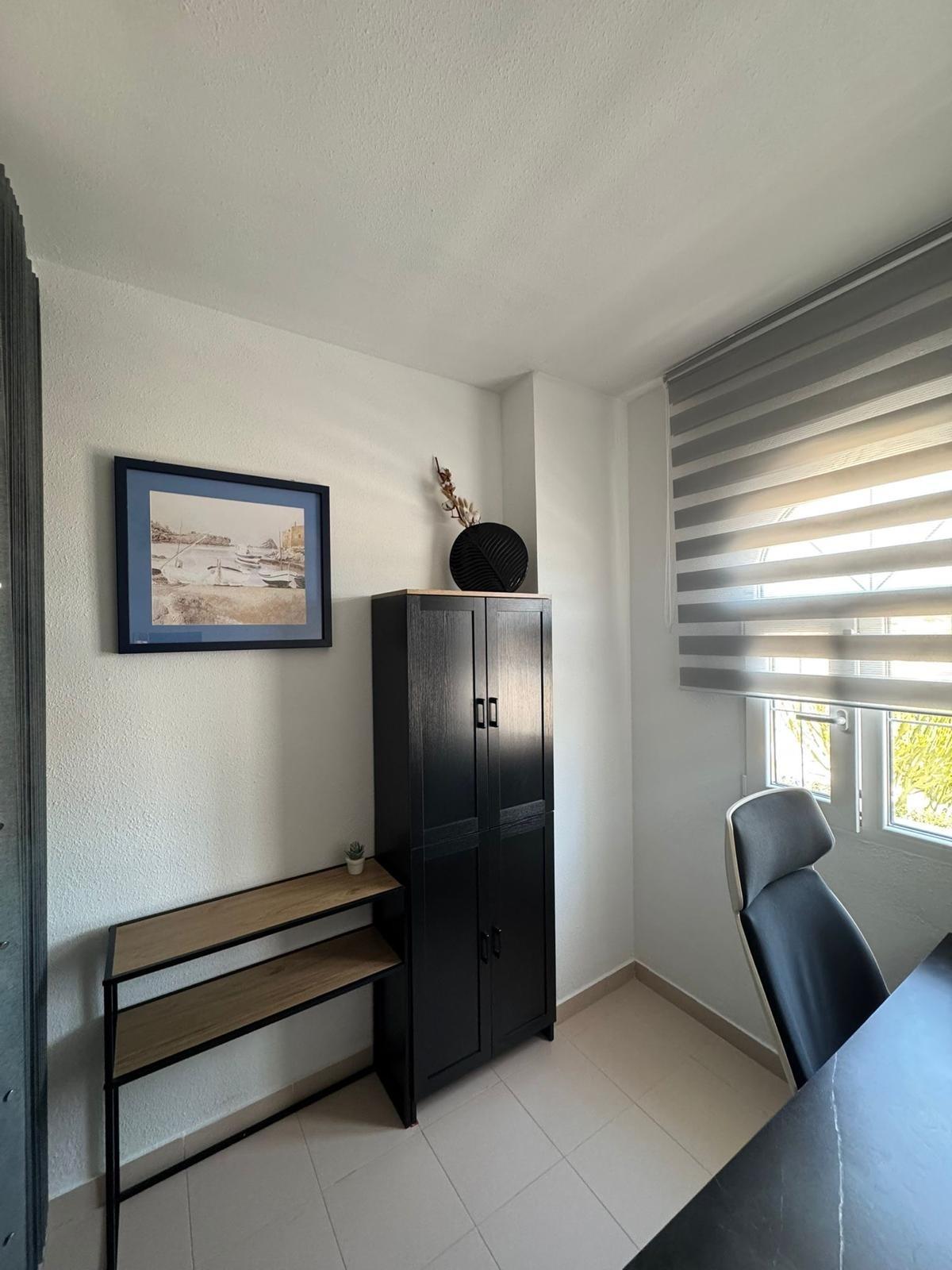 Corner Bungalow with Sea Views in La Florida, Orihuela Costa image 22