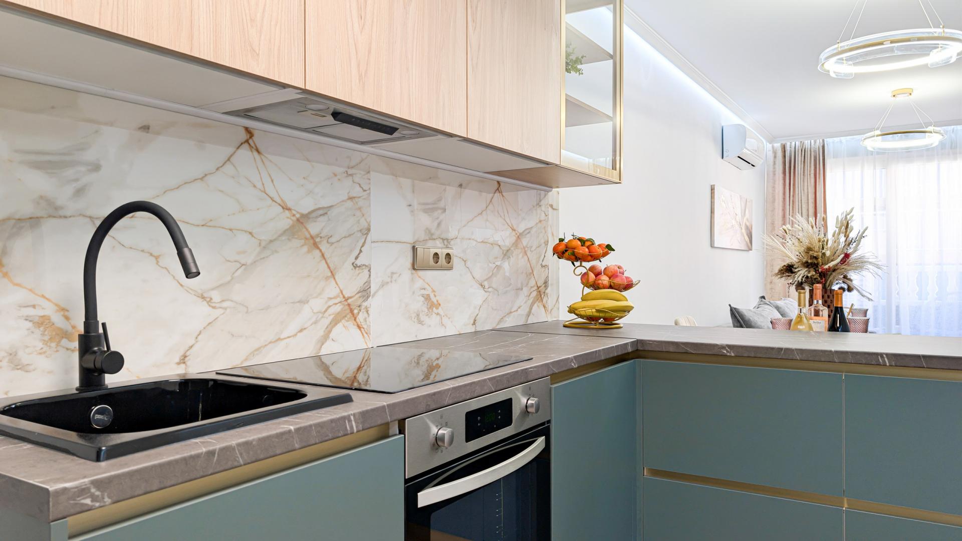 Fully Renovated 2-Bedroom Apartment Near Parque de las Naciones in Torrevieja image 14