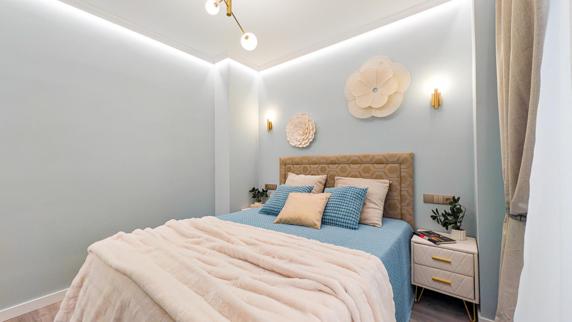 Fully Renovated 2-Bedroom Apartment Near Parque de las Naciones in Torrevieja image 23