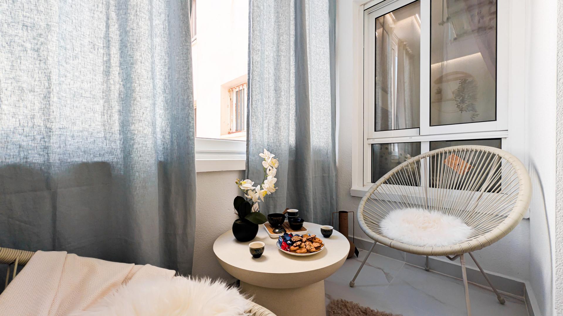 Fully Renovated 2-Bedroom Apartment Near Parque de las Naciones in Torrevieja image 27