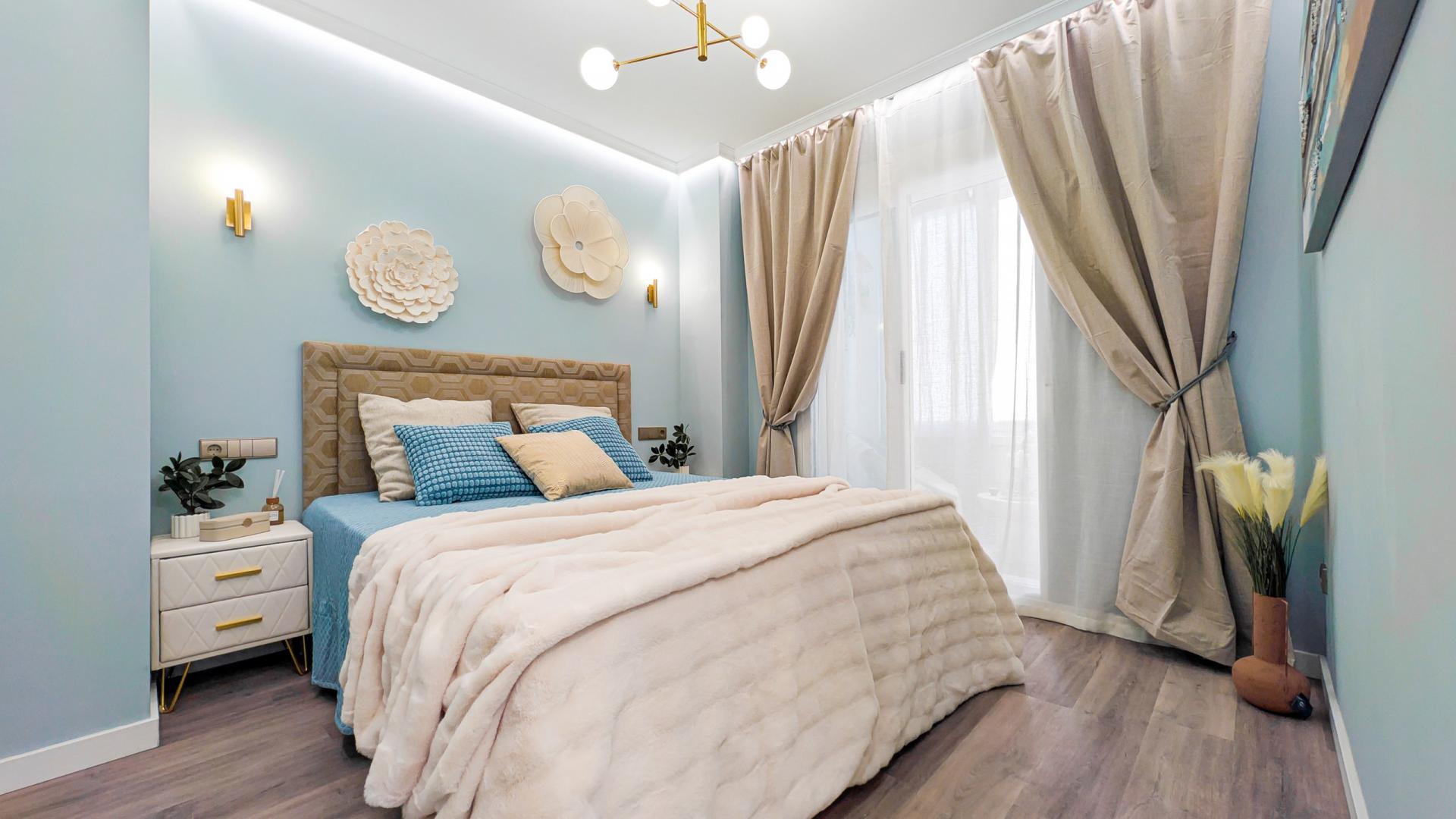 Fully Renovated 2-Bedroom Apartment Near Parque de las Naciones in Torrevieja image 21