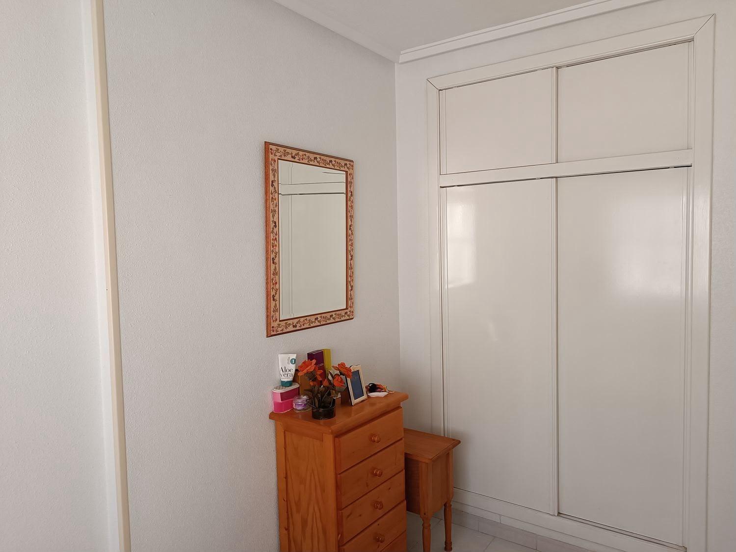 Fantastic Apartment in Torreblanca with Private Sun Deck, Community Pool, and Approved Tourist License image 2
