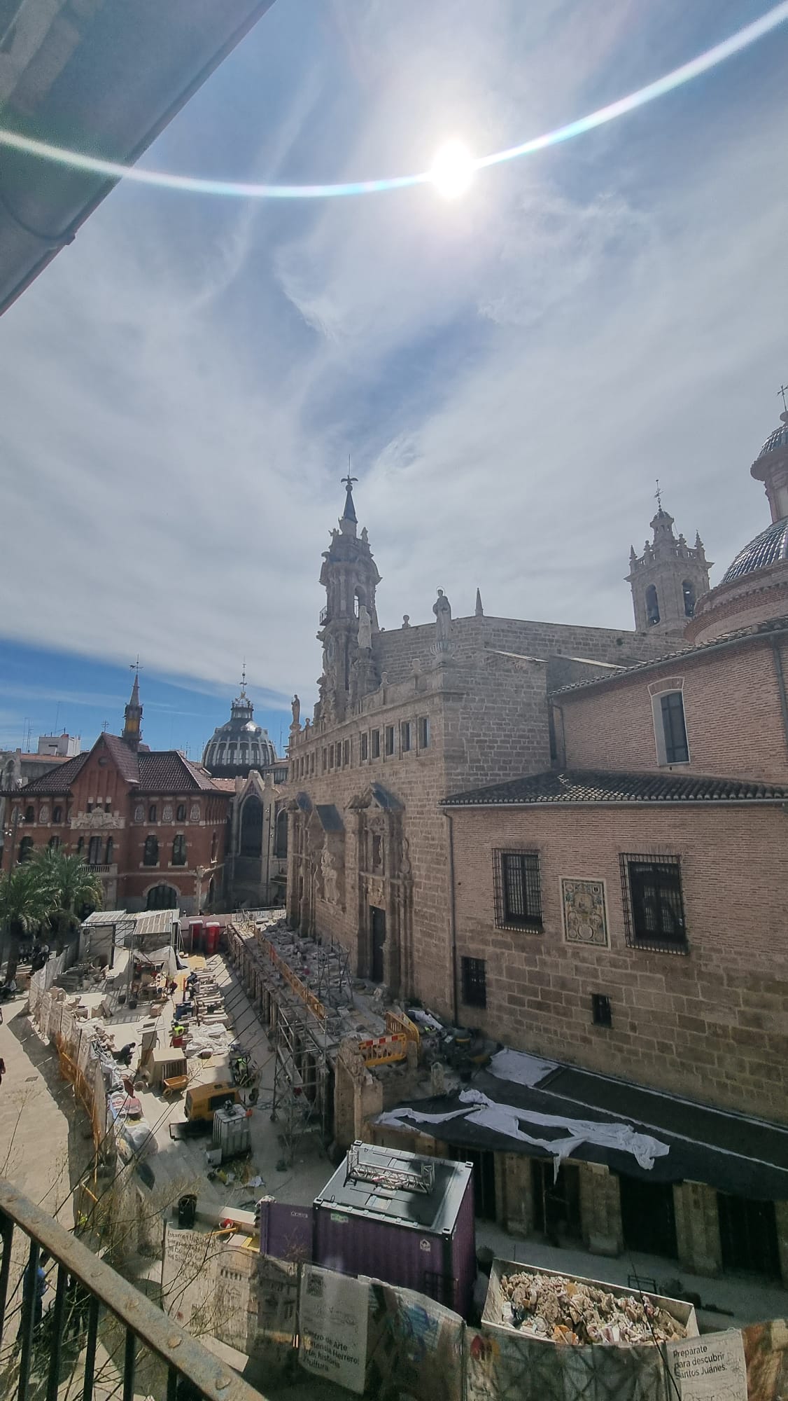Investment Property in the Heart of Valencia - opposite from the Central Market image 3