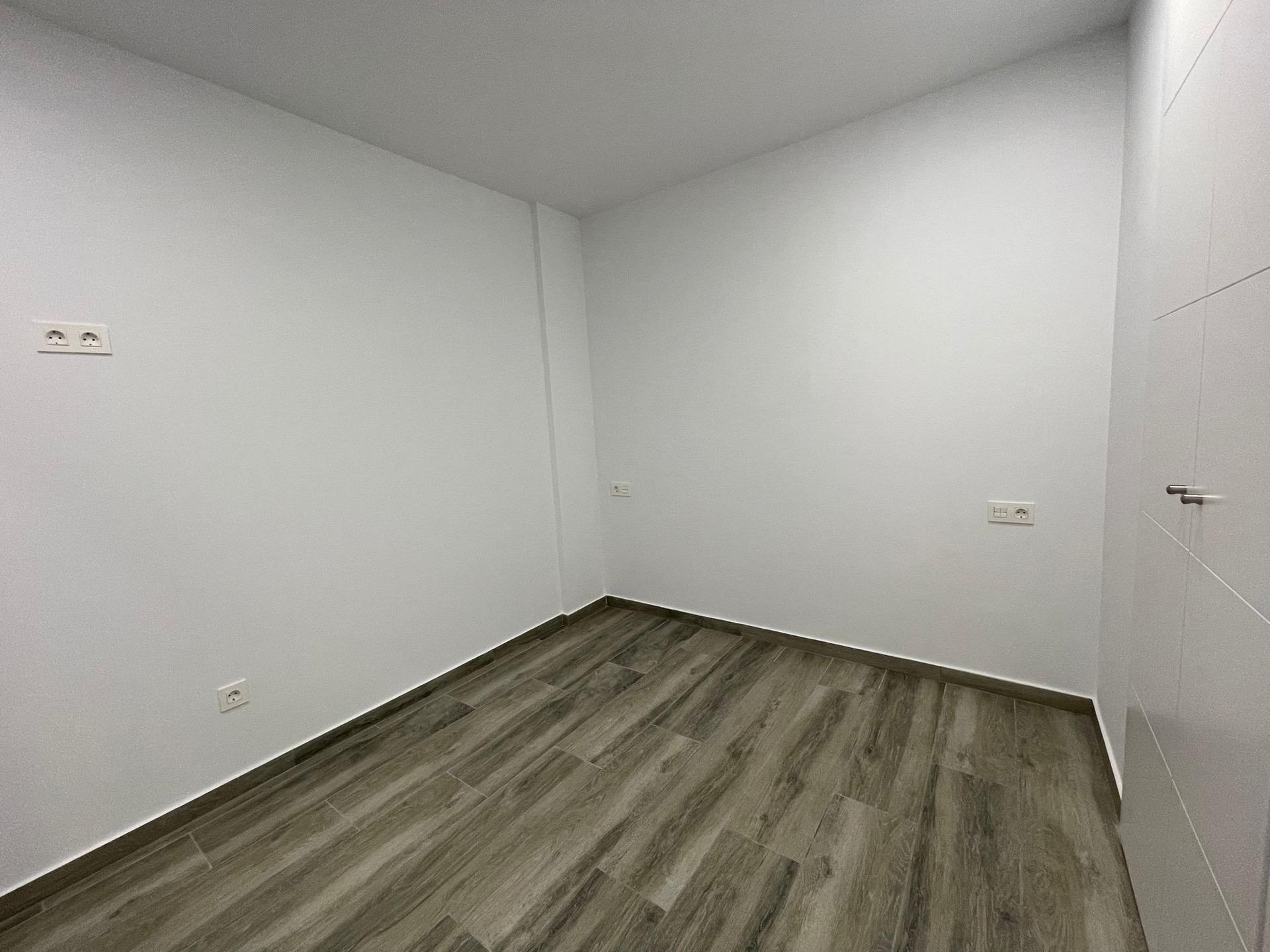 New apartment (2025) with pool and gym – Torrevieja image 6