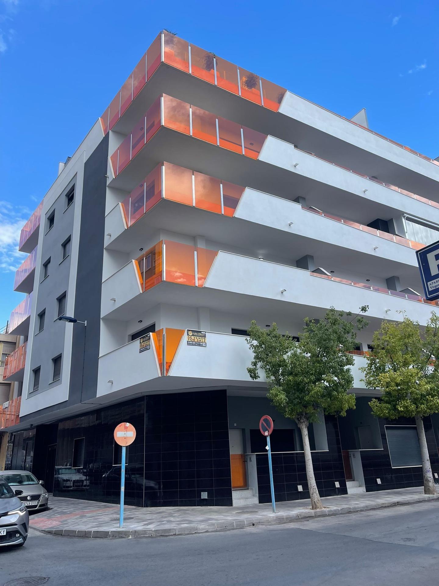 New apartment (2025) with pool and gym – Torrevieja