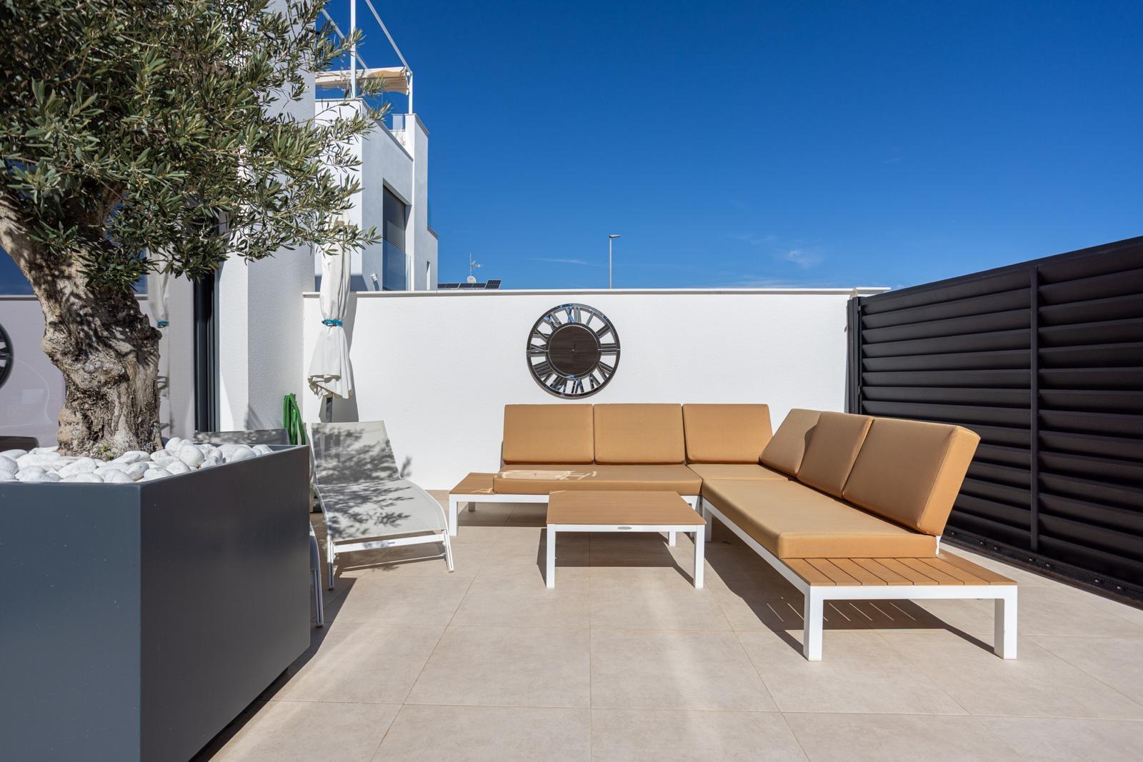 Exclusive – Modern townhouse with private pool in Benijófar image 16