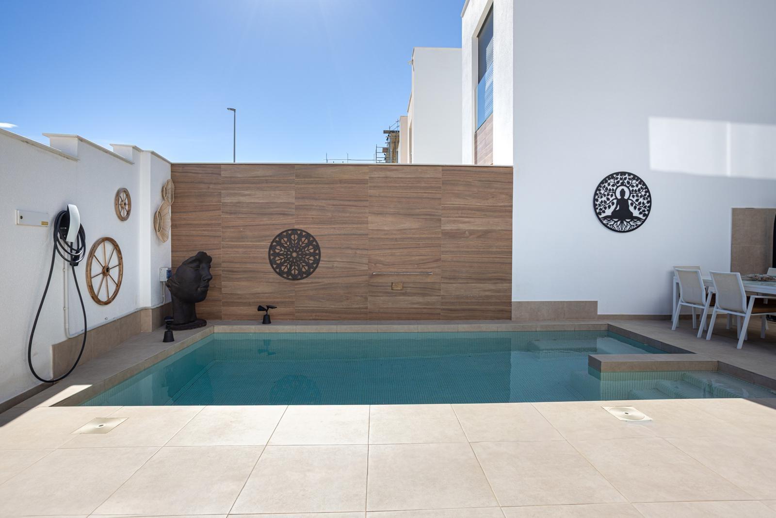 Exclusive – Modern townhouse with private pool in Benijófar image 35