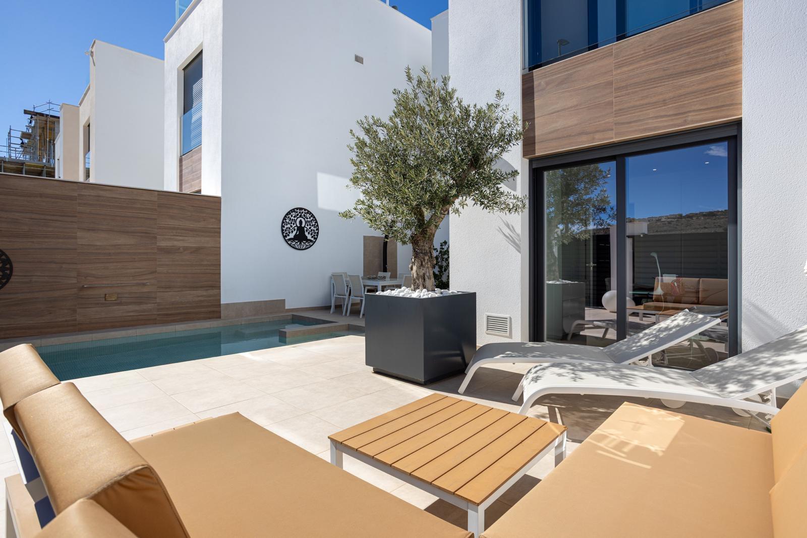 Exclusive – Modern townhouse with private pool in Benijófar image 7