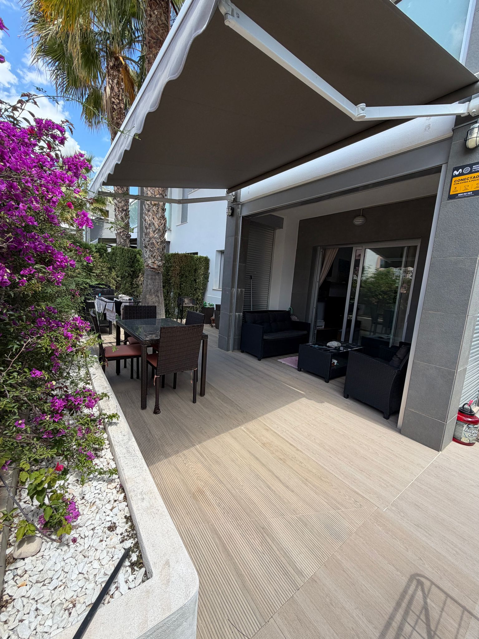 Modern 2-Bedroom Ground-Floor Apartment in Amay image 2