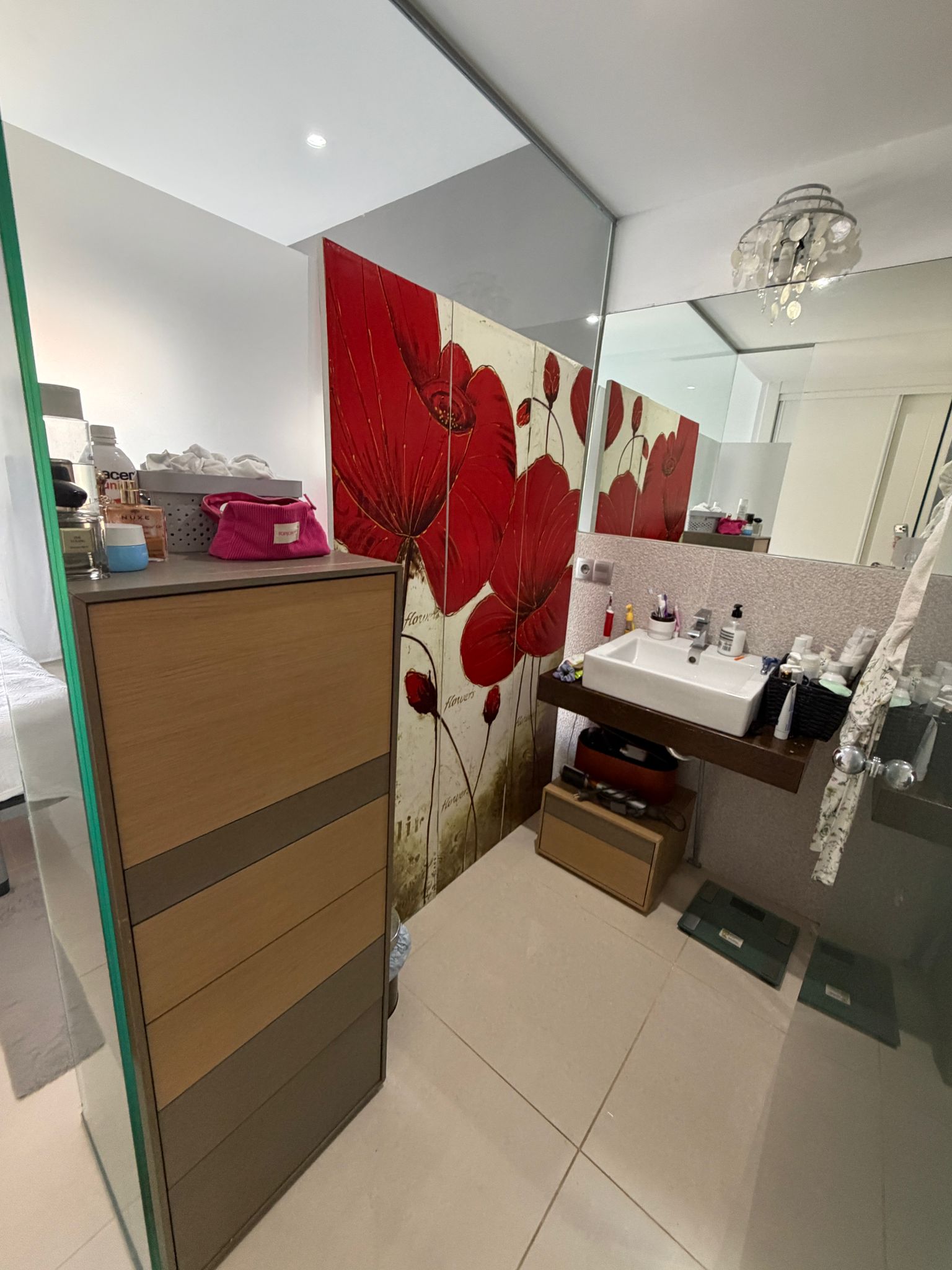 Modern 2-Bedroom Ground-Floor Apartment in Amay image 7