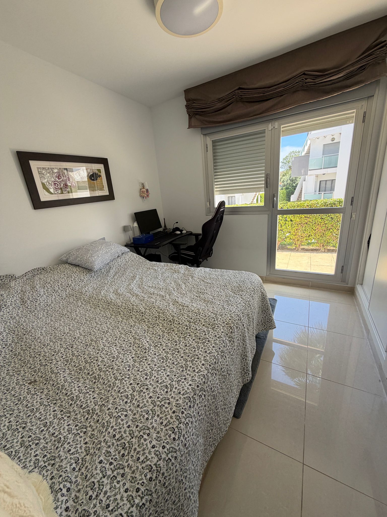 Modern 2-Bedroom Ground-Floor Apartment in Amay image 18