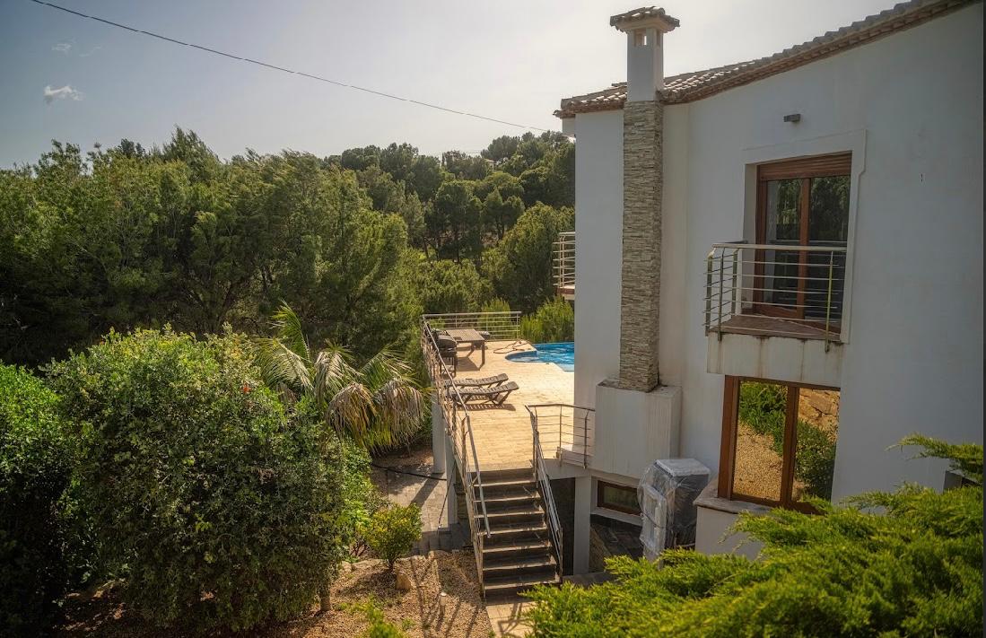 Twin Golf-Front Villas in Altea — One Turnkey, One to Finish Your Way image 31