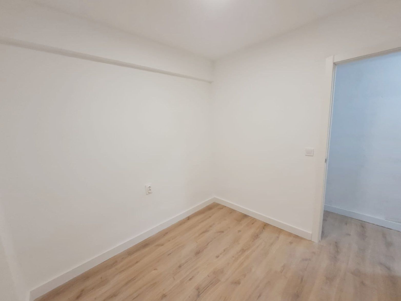 Renovated 3-Bedroom Apartment Near the Centre of Torrevieja image 12
