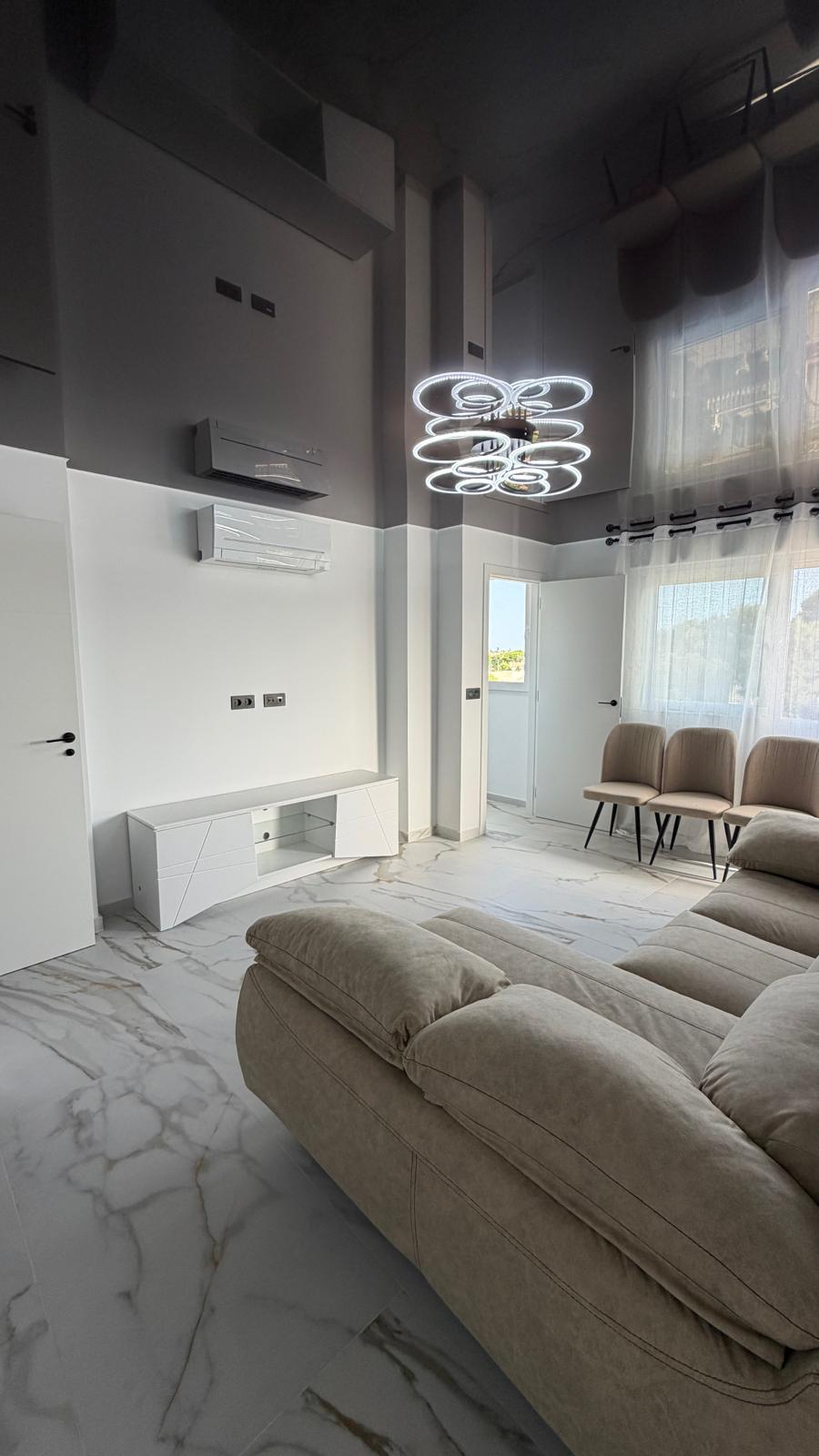South-Facing Apartment with Sea Views in La Zenia, 250m from the Beach image 2