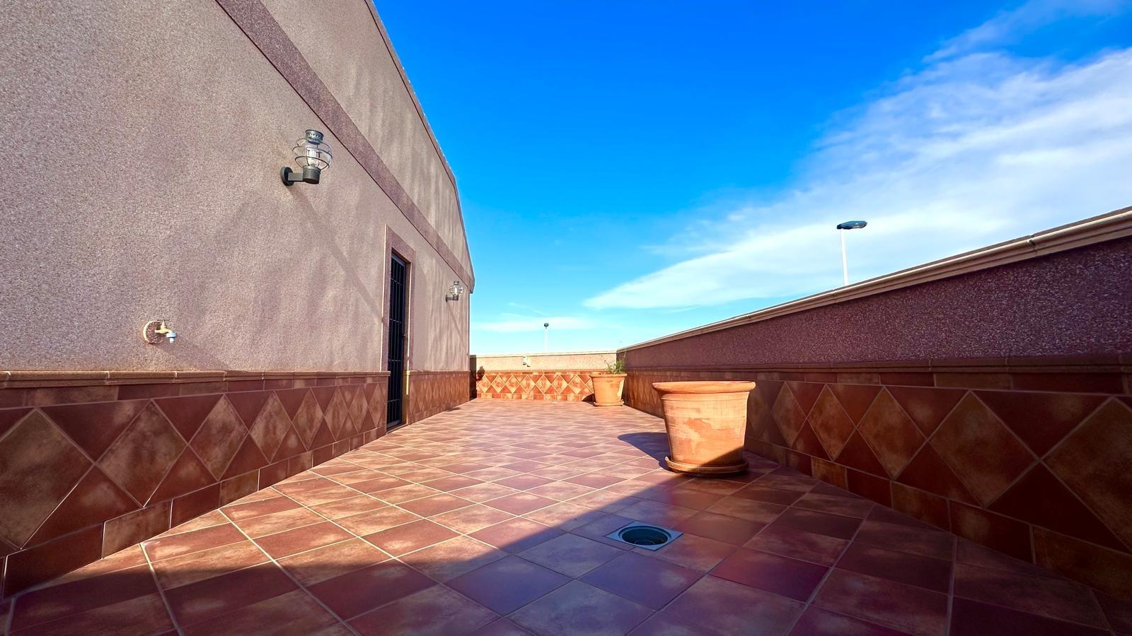 Spacious 4-Bedroom Townhouse with Sea Views in Los Balcones, Torrevieja image 20