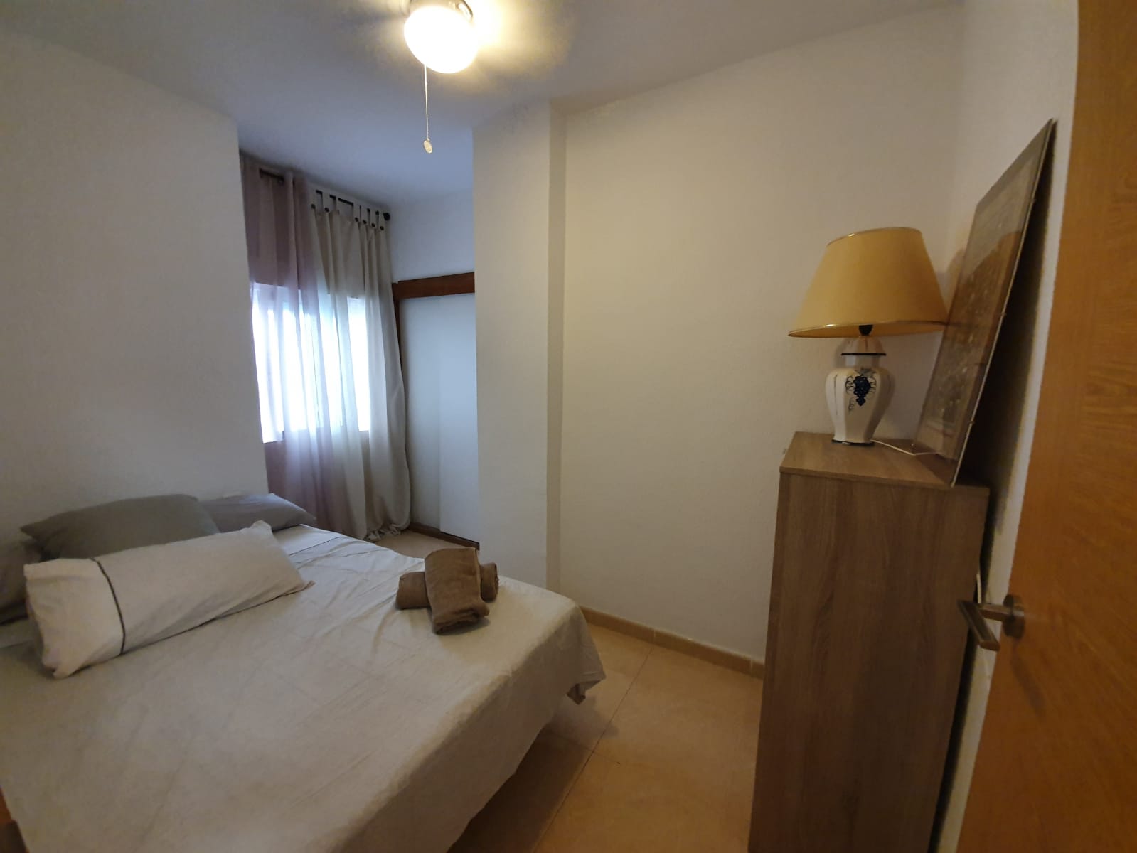 Two-Bedroom Apartment in Torrevieja Town Centre, Steps from the Beach image 9