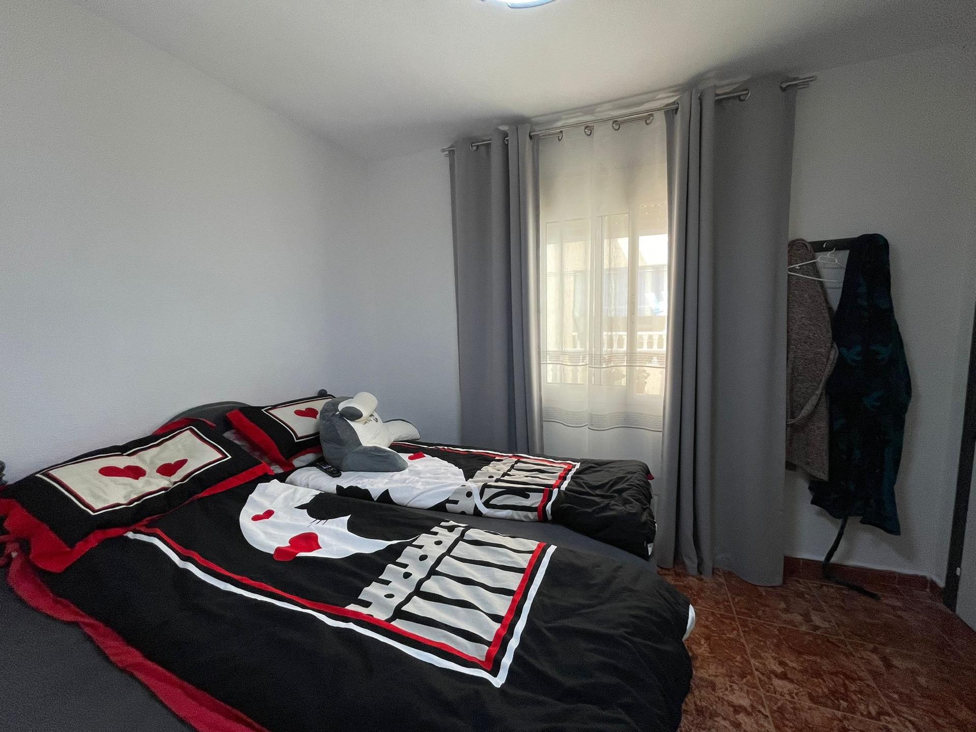 1-Bedroom Apartment Near the Sea in Torrevieja – 600m from the Beach image 7