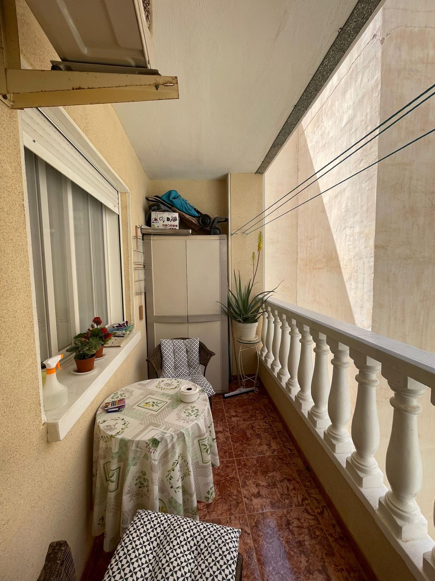 1-Bedroom Apartment Near the Sea in Torrevieja – 600m from the Beach image 9