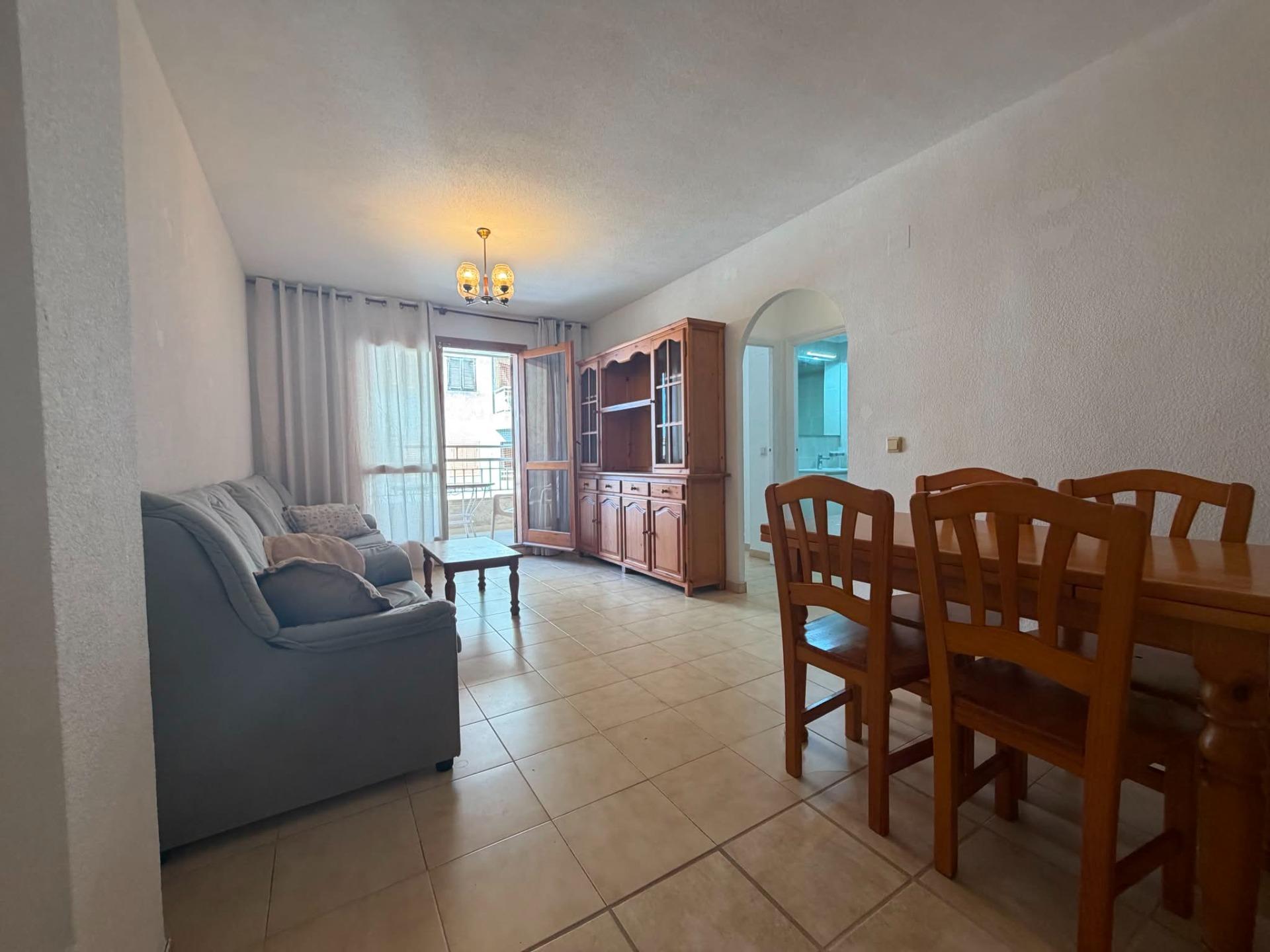 2-Bedroom Apartment with Communal Pool 200 Metres from La Acequión Beach image 8