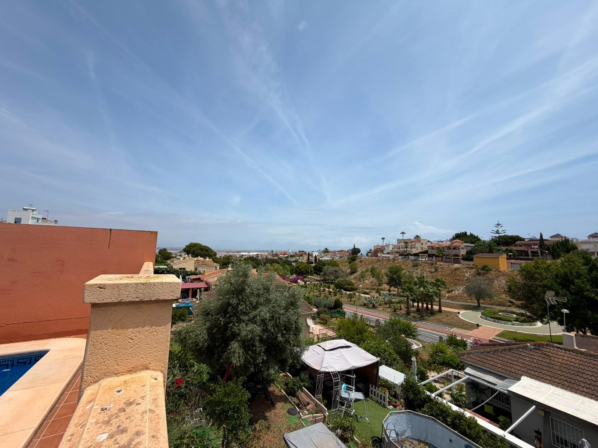 VILLA IN LOS BALCONES WITH 4 BEDROOMS, 4 BATHROOMS, PRIVATE POOL, AND GARAGE image 37