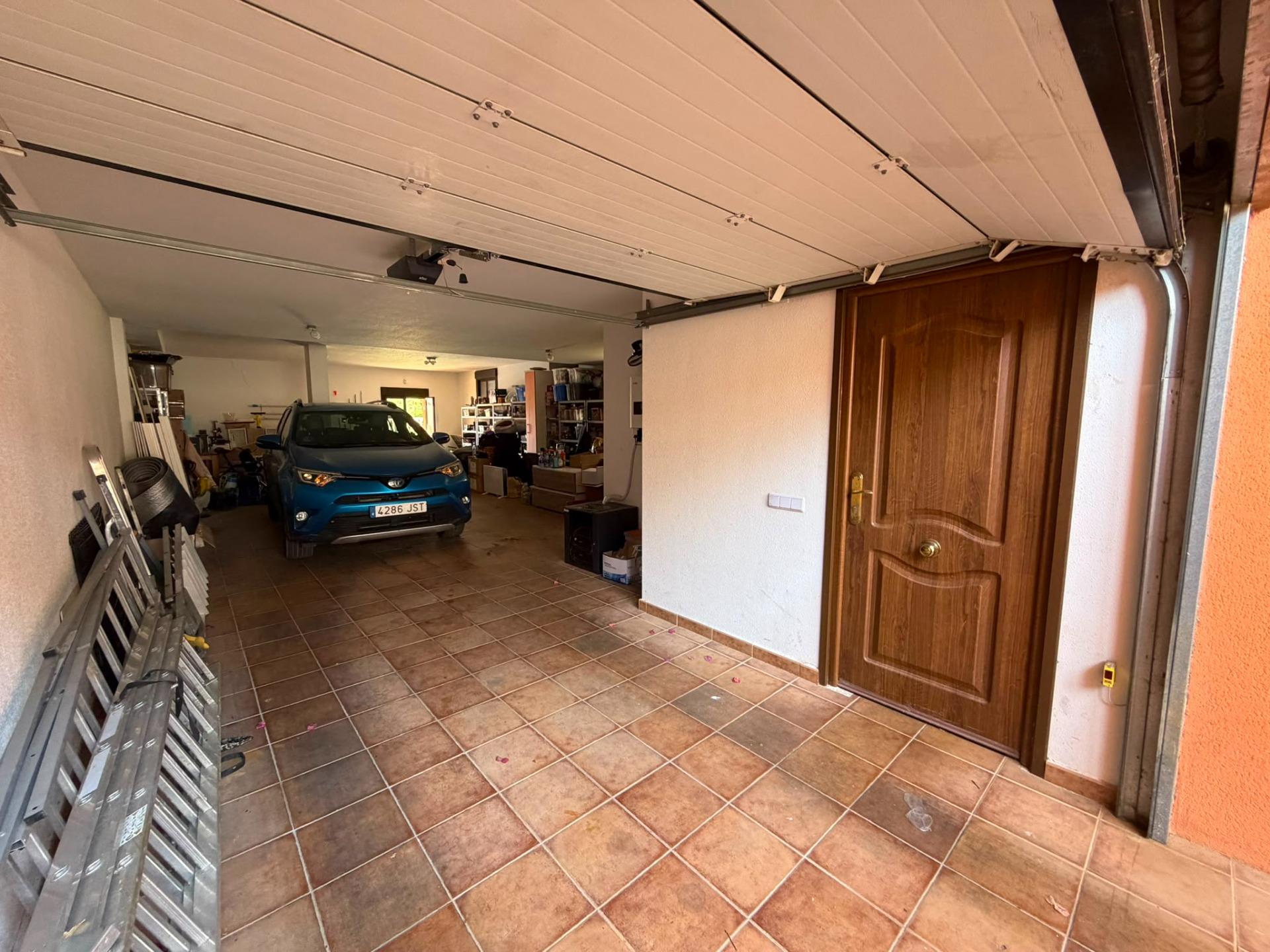 VILLA IN LOS BALCONES WITH 4 BEDROOMS, 4 BATHROOMS, PRIVATE POOL, AND GARAGE image 47