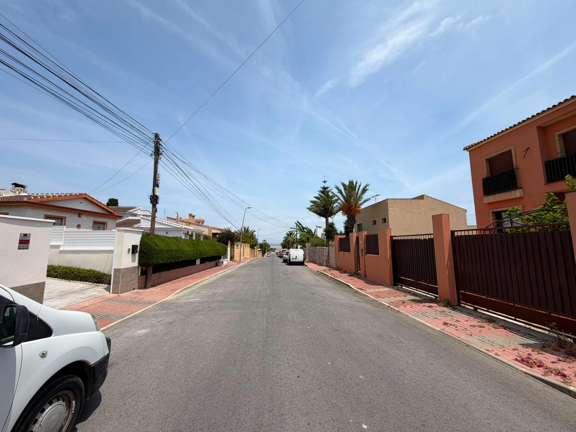 VILLA IN LOS BALCONES WITH 4 BEDROOMS, 4 BATHROOMS, PRIVATE POOL, AND GARAGE image 3