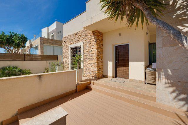 Exclusive 4-Bedroom Luxury Villa with Sea Views, Pool and Smart Home System in Torrevieja (La Mata / Torreblanca) image 38