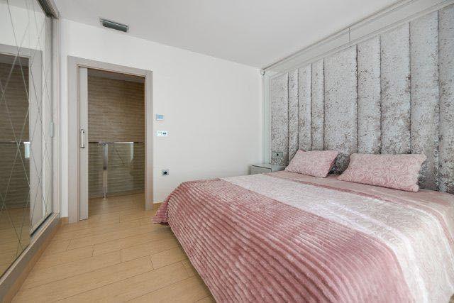 Exclusive 4-Bedroom Luxury Villa with Sea Views, Pool and Smart Home System in Torrevieja (La Mata / Torreblanca) image 17