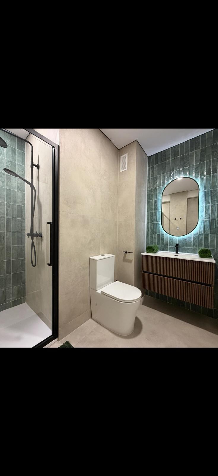 Fully Renovated 2-Bedroom Apartment Just 50 Metres from the Beach in Torrevieja image 8