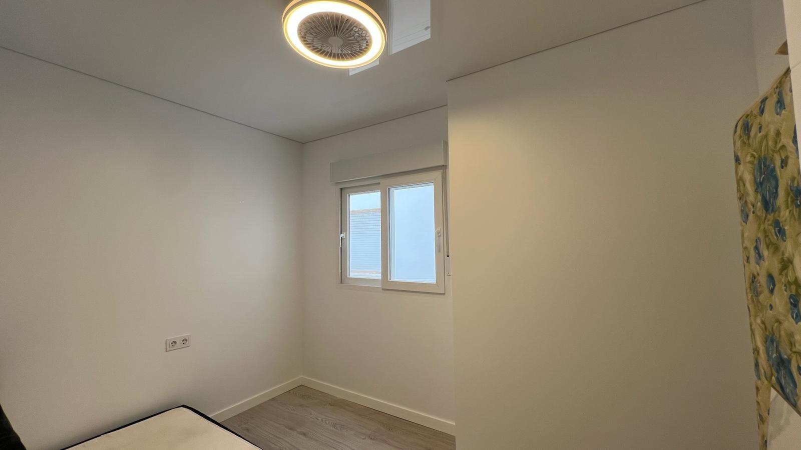 Fully Renovated 3-Bedroom Apartment with Sea Views near La Acequión Beach image 5