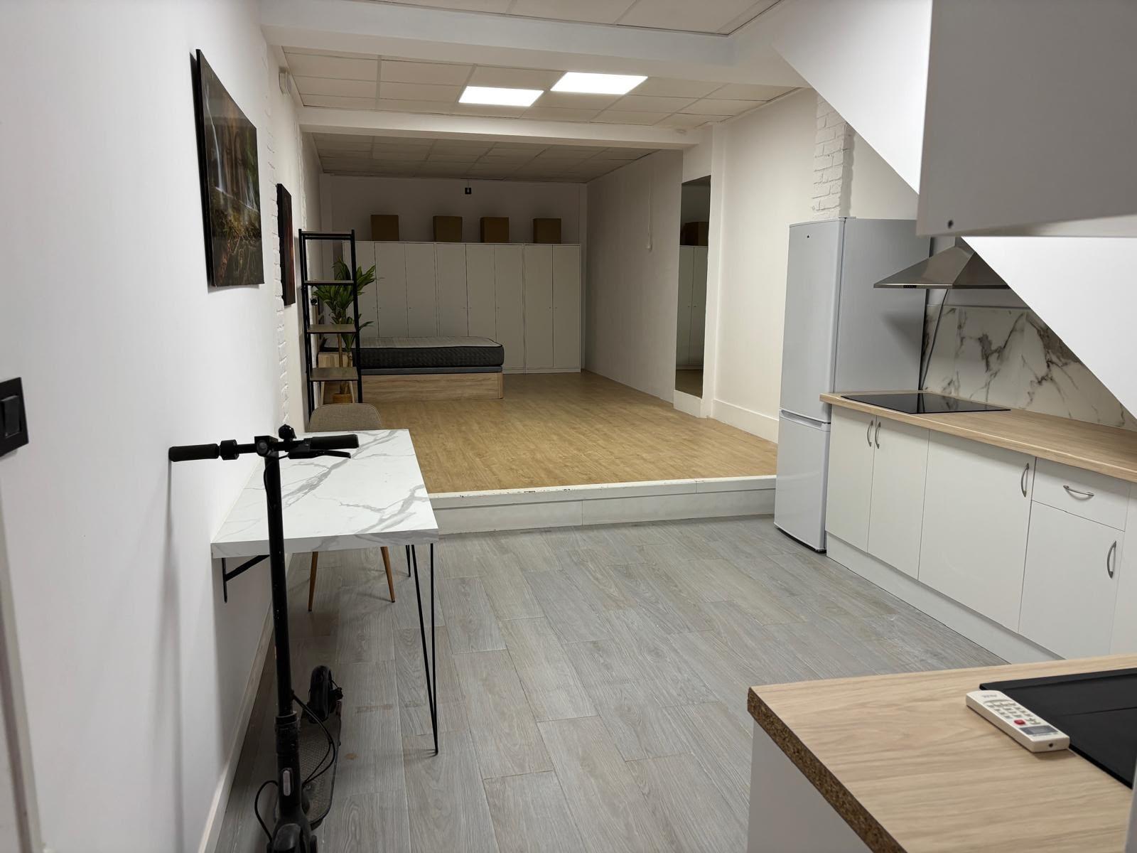 Fully Renovated 4-Bedroom Townhouse with Investment Potential in Central Torrevieja image 26