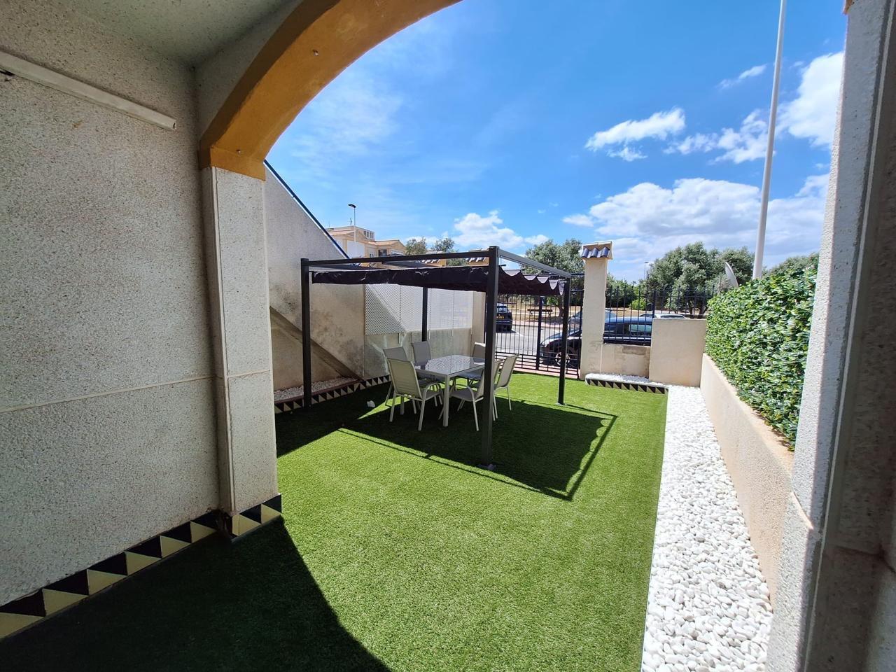 Fully Renovated South-Facing Bungalow Next to Habaneras & Carrefour in Torrevieja image 2