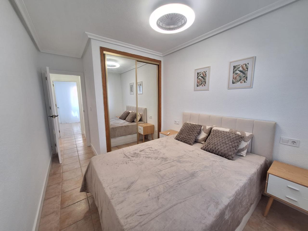 Fully Renovated South-Facing Bungalow Next to Habaneras & Carrefour in Torrevieja image 14