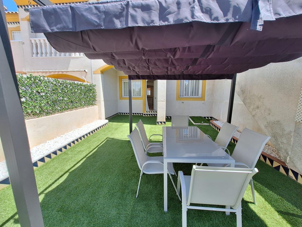 Fully Renovated South-Facing Bungalow Next to Habaneras & Carrefour in Torrevieja image 3