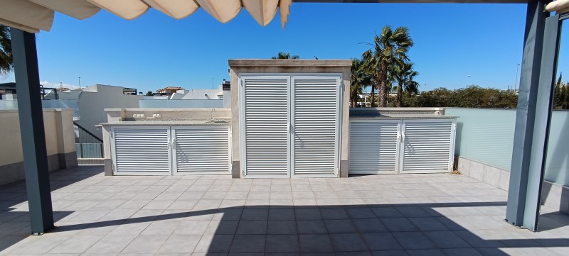 Modern 3-Bedroom House with Private Pool in Lomas de Cabo Roig, Orihuela Costa image 35