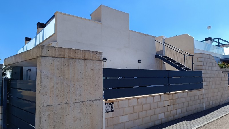 Modern 3-Bedroom House with Private Pool in Lomas de Cabo Roig, Orihuela Costa image 46