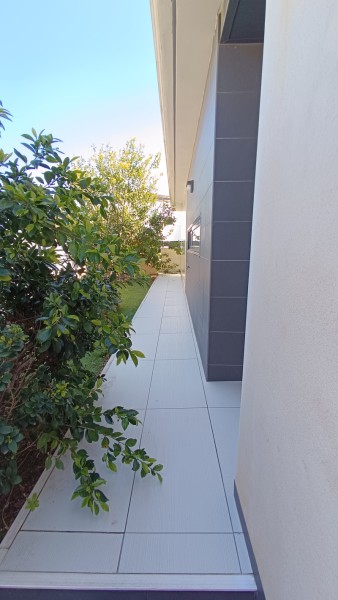 Modern 3-Bedroom House with Private Pool in Lomas de Cabo Roig, Orihuela Costa image 8