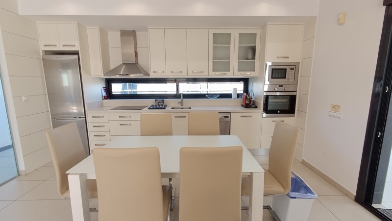 Modern 3-Bedroom House with Private Pool in Lomas de Cabo Roig, Orihuela Costa image 12