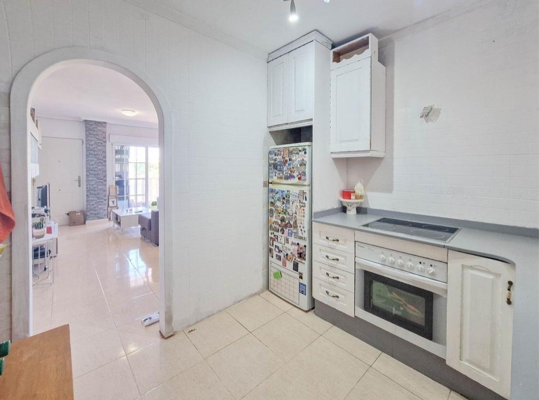 Renovated 2-Bedroom Apartment with Communal Pool in Lomas de Cabo Roig image 11