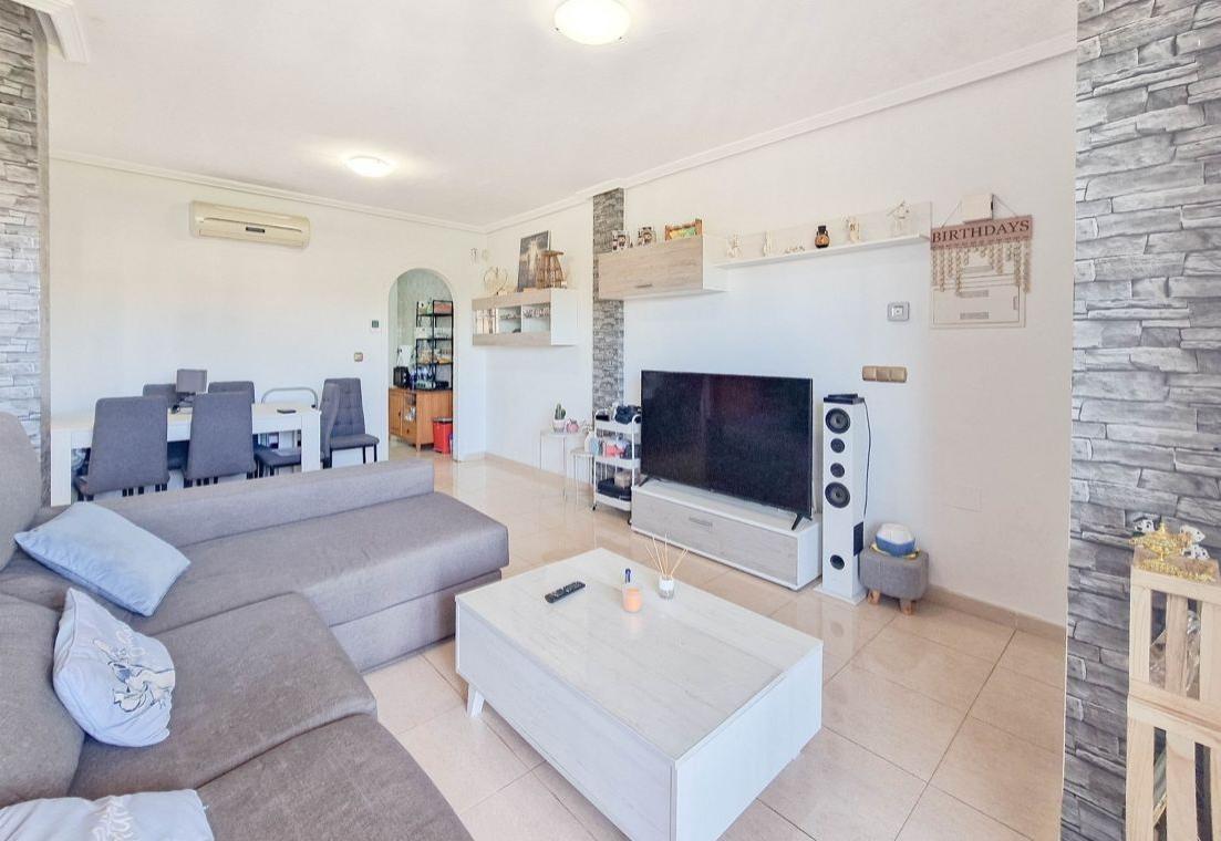Renovated 2-Bedroom Apartment with Communal Pool in Lomas de Cabo Roig image 9