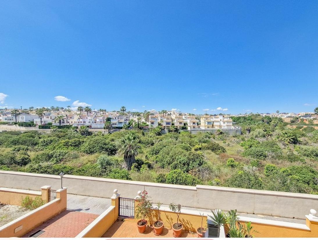 Renovated 2-Bedroom Apartment with Communal Pool in Lomas de Cabo Roig image 24