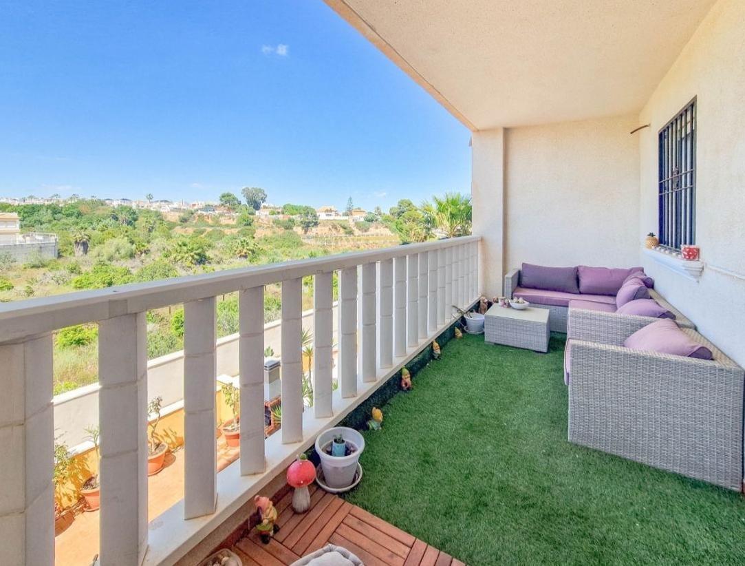 Renovated 2-Bedroom Apartment with Communal Pool in Lomas de Cabo Roig image 4