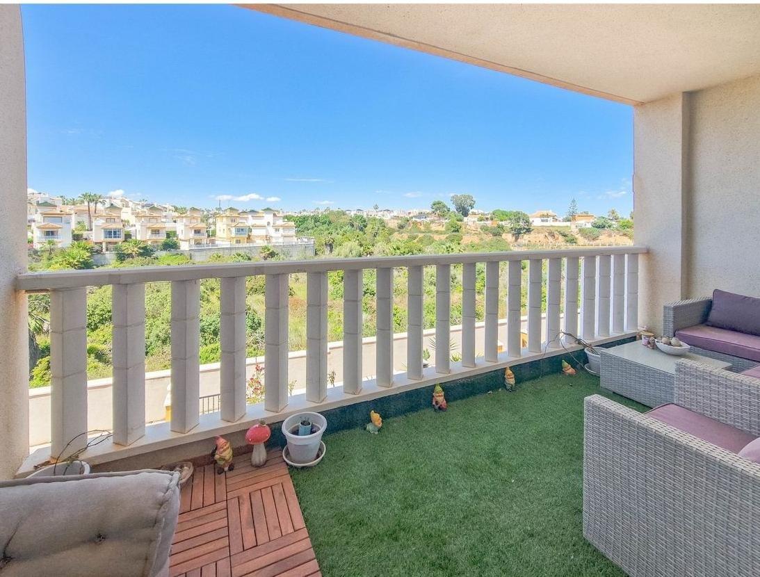 Renovated 2-Bedroom Apartment with Communal Pool in Lomas de Cabo Roig image 20